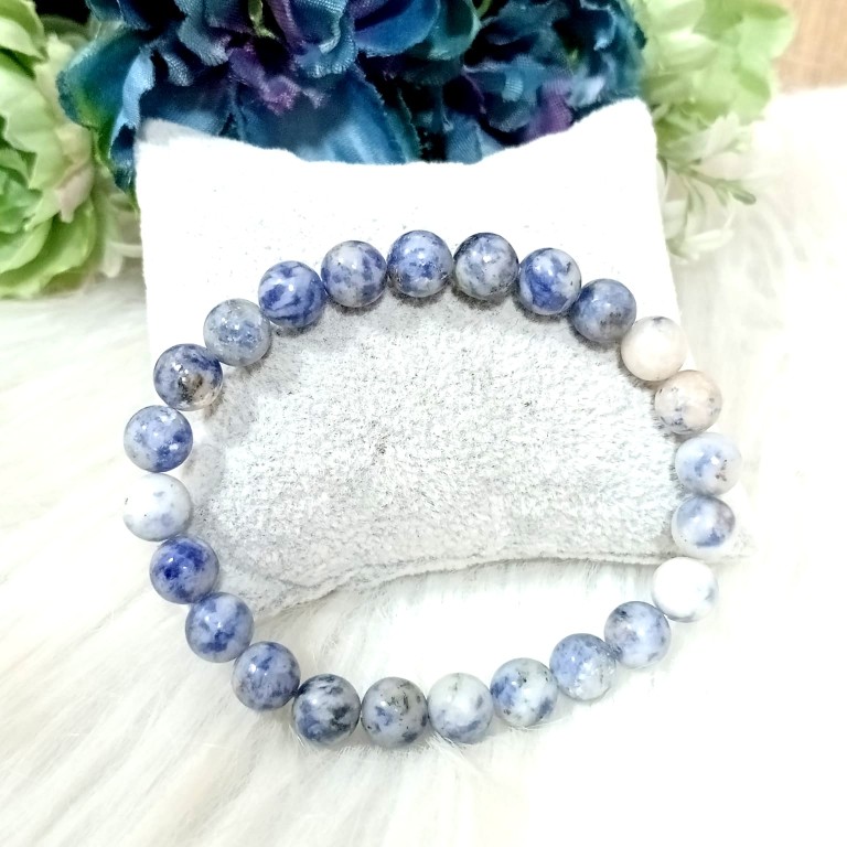 Jet Sodalite Bracelet | 8mm Beads | Throat chakra balancing | Awaking awareness