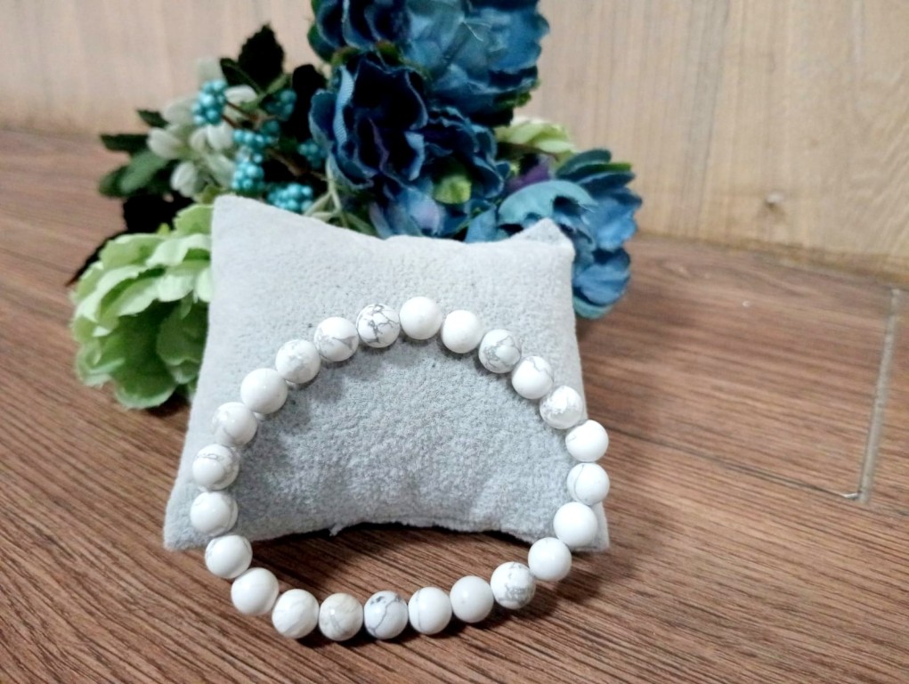 Jet Howlite Bracelet | 8mm Beads | Stress relief | Calm mind