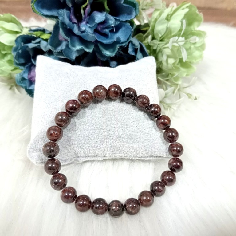 Jet Garnet Bracelet | 8mm Beads | self-confidence | Increase strength
