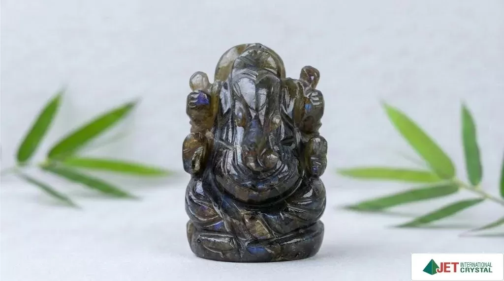 Labradorite Ganeshji Idol (2 inch)